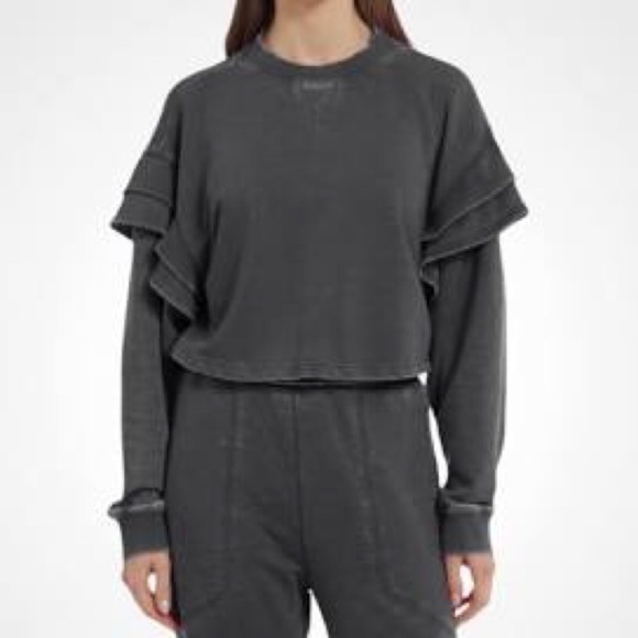 7 For All Mankind Ruffled Shoulder Crop Sweatshirt Sz. S Gray Raw Seams Casual - Picture 1 of 8